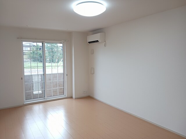 居室・リビング　13帖LDK