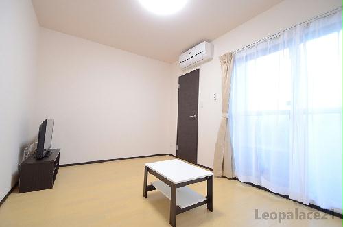 居室・リビング　設備・仕様は号室により異なる為現況を優先致します。