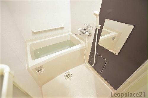 バス・シャワールーム　設備・仕様は号室により異なる為現況を優先致します。