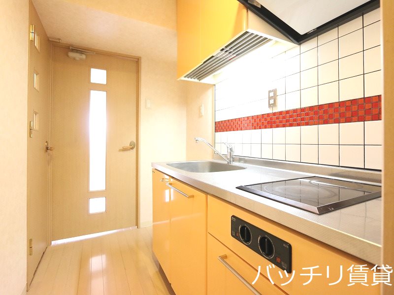 キッチン　写真は、同型イメージの為現状を優先いたします