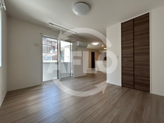 居室・リビング　クラシスト万代　リビング