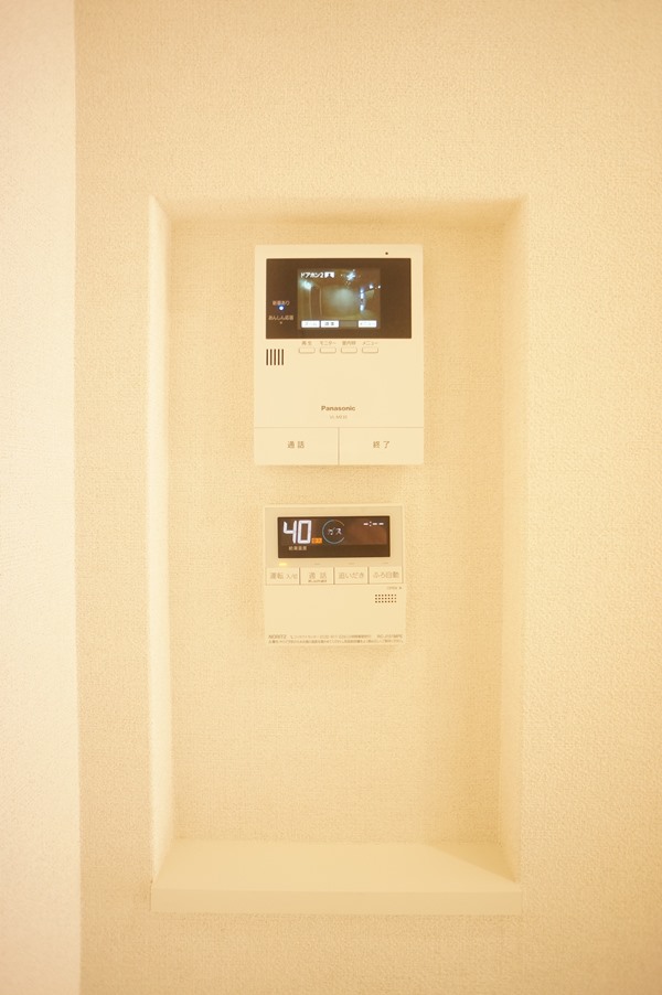 セキュリティ　オートロック対応カラーTVモニターホン！防犯カメラも有ります