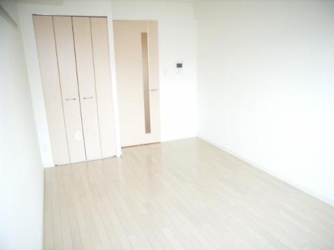 居室・リビング　室内