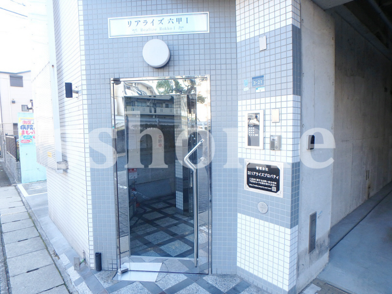 エントランス　建物入口