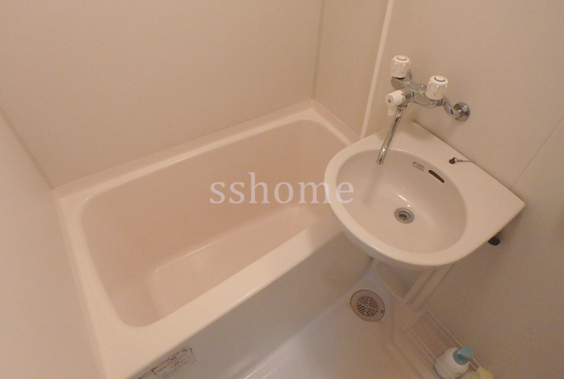 バス・シャワールーム　バスルーム