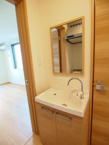 洗面設備　参考写真