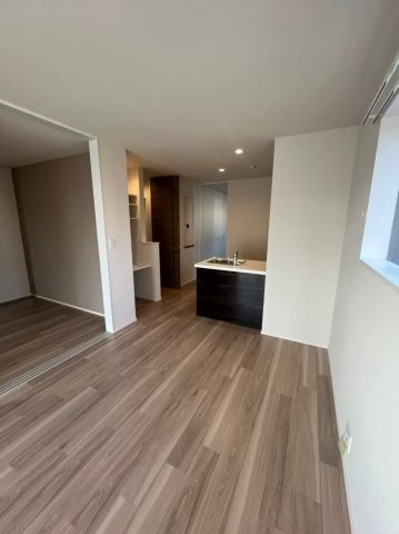 居室・リビング　エアコン付きで初期費用を抑えたい方にもおすすめです。