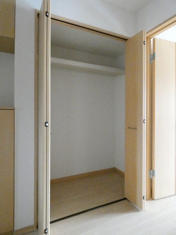 収納　図面と現状に相違がある場合には現状を優先