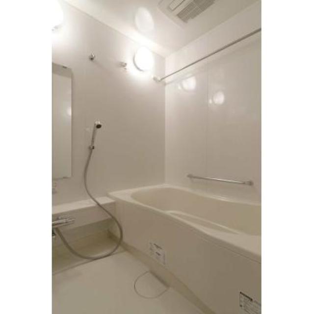 バス・シャワールーム　※写真は同タイプ住戸です。