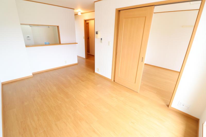 居室・リビング　リビング12帖