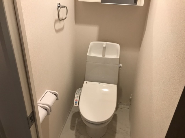 トイレ　イメージ