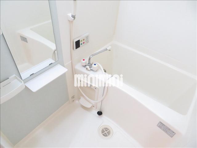 バス・シャワールーム　キレイなバスルーム