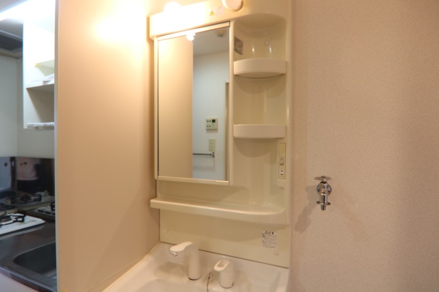 洗面設備　※別室の参考写真の為、現況優先です。