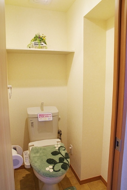 トイレ　反転タイプ