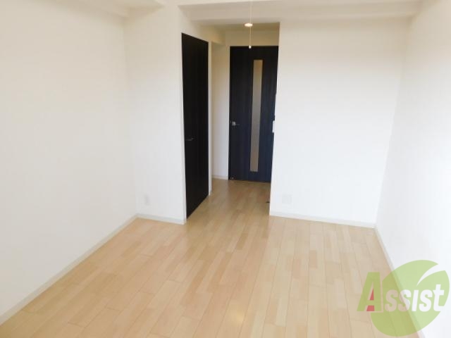 居室・リビング　広々とした居室