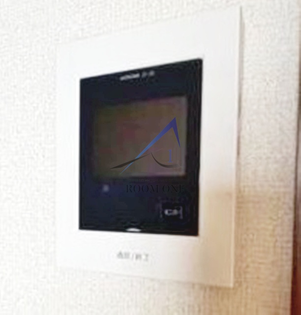 セキュリティ　モニター付きインターホンです。