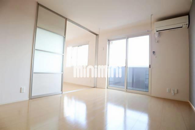 居室・リビング　１１．５帖の明るいリビングです！