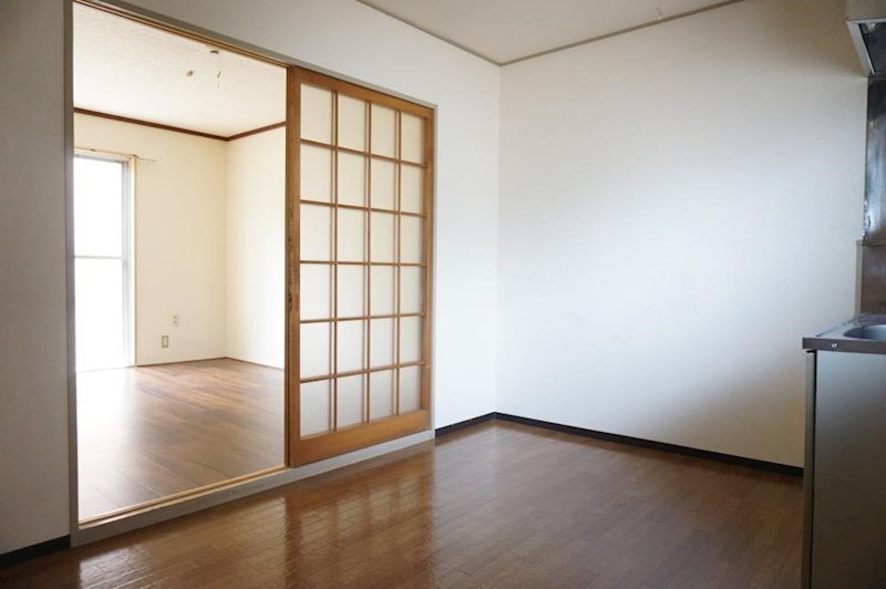 居室・リビング　キッチン