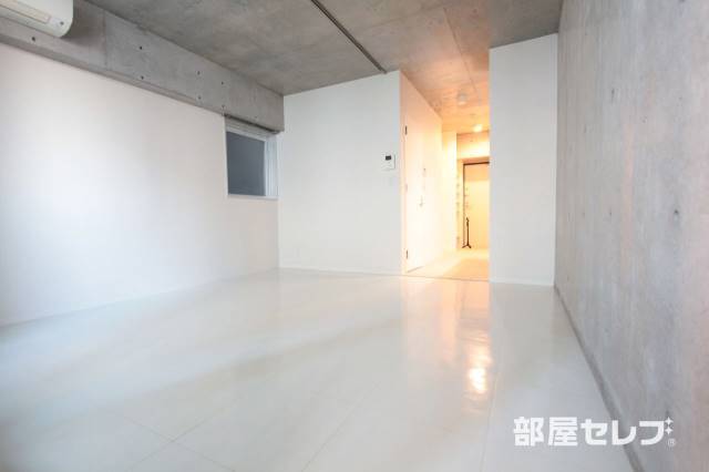 居室・リビング　９帖の洋間です