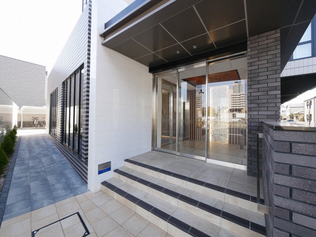 エントランス　エントランス