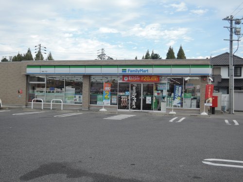 コンビニ　ファミリーマート緑諸ノ木店（コンビニ）まで514m