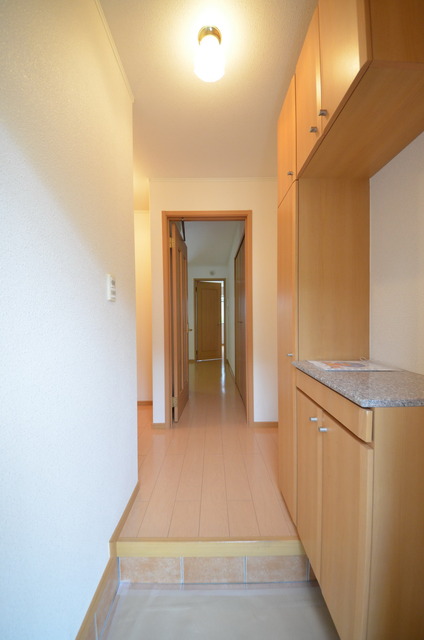 玄関　★玄関周りも窮屈になりません★