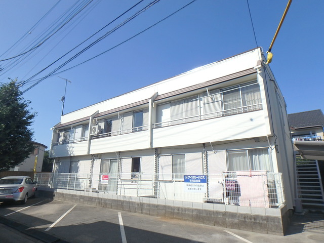 建物外観　２０１６年１０月外壁塗装済み♪