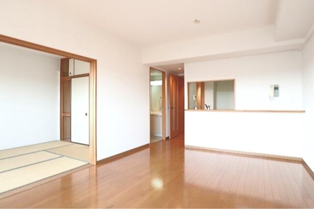 居室・リビング　※間取り反転タイプの写真です