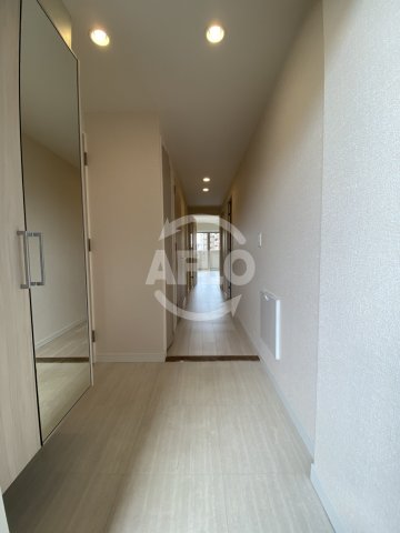 玄関　アトレ梅北　玄関