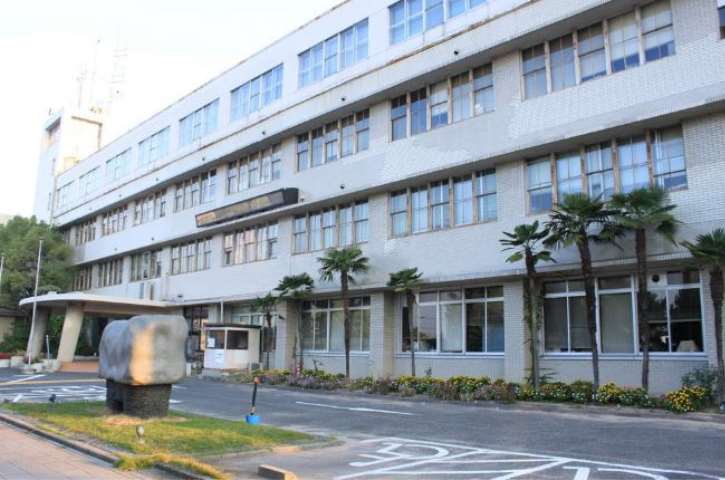 その他　宇部市役所（その他）まで619m