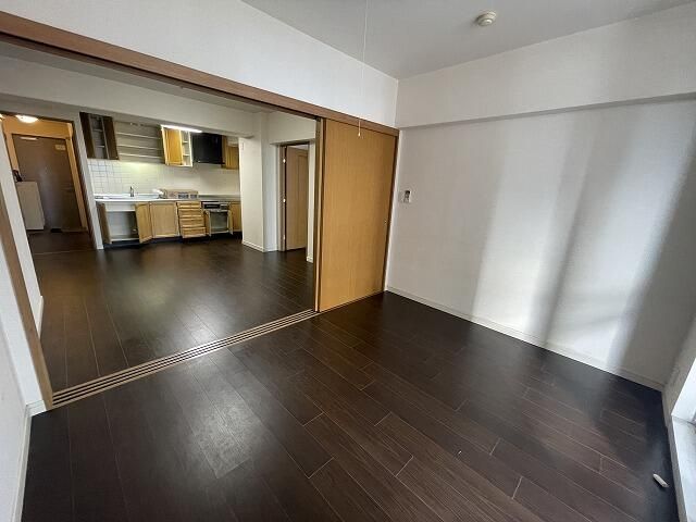 居室・リビング　写真は同タイプ住居です。