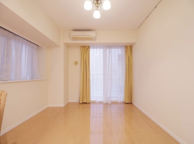 居室・リビング　開放感のあるゆったりとしたお部屋です♪