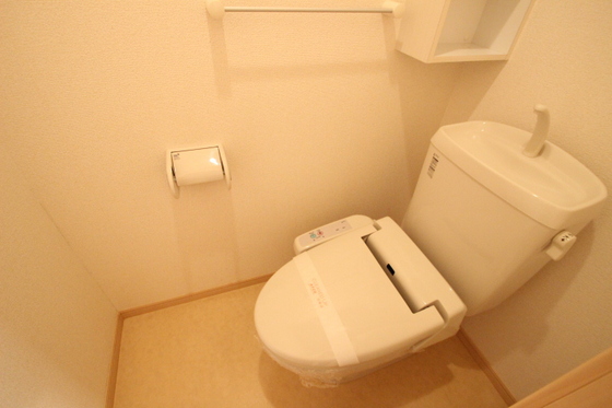 トイレ　他部屋の写真を使用しております。