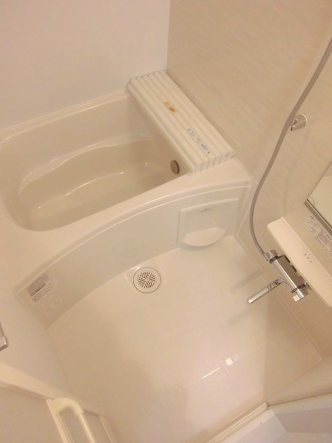 バス・シャワールーム　★追焚き・浴室乾燥機付きのお風呂★