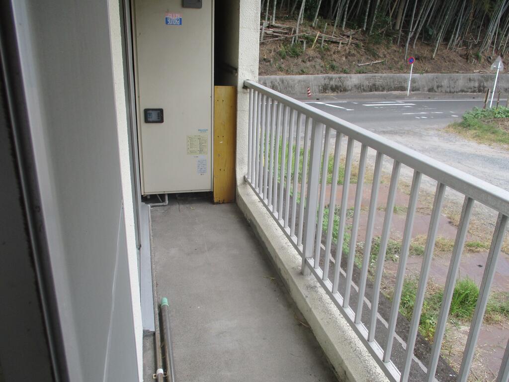 鹿児島市 3階建 築52年の内装写真