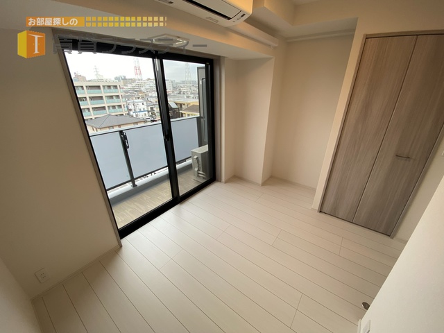 居室・リビング　シンプルで使いやすい居室です。