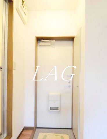 玄関　玄関です。