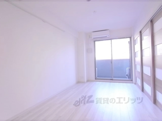 居室・リビング　洋室