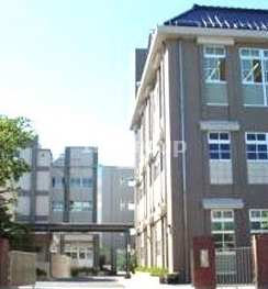 中学校　足立区立第十一中学校（中学校）まで1215m