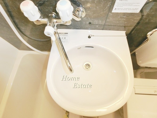 洗面設備　同仕様