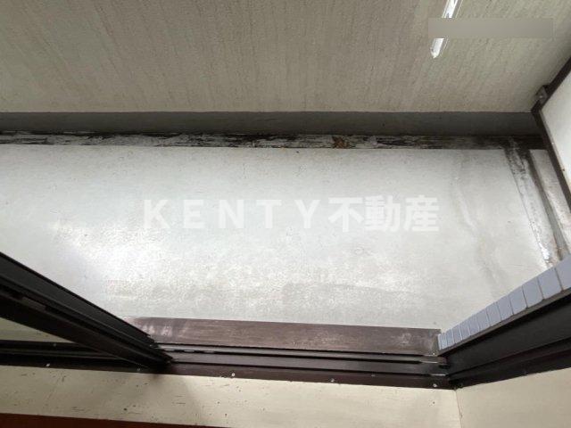 バルコニー　バルコニーがあります