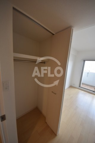 収納　アドバンス大阪グロウス　クローゼット