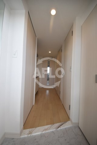 玄関　アドバンス大阪グロウス　玄関スペース