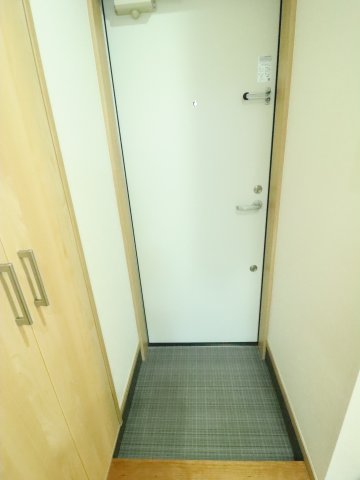 玄関　※他号室の写真です