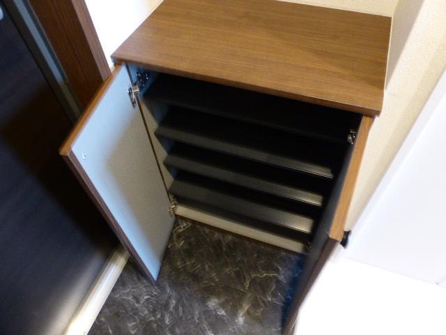 玄関　お履き物が多い方にもおすすめ♪