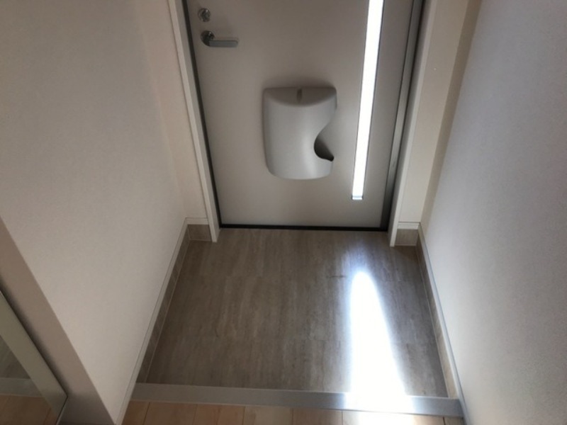 玄関　図面と現状に相違がある場合には現状を優先