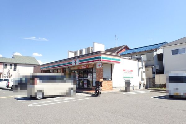 コンビニ　セブンイレブン堺堀上緑町店（コンビニ）まで678m