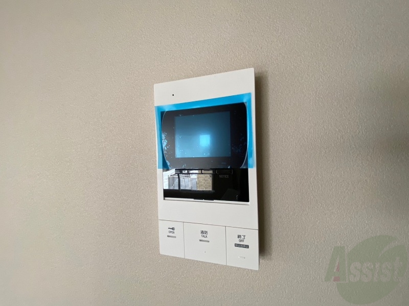 セキュリティ　ＴＶモニター付インターホンです。来客者の顔が見えるので安心！