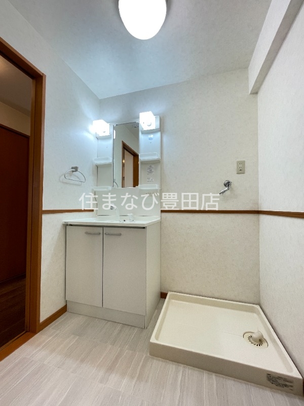 洗面設備　同型タイプ