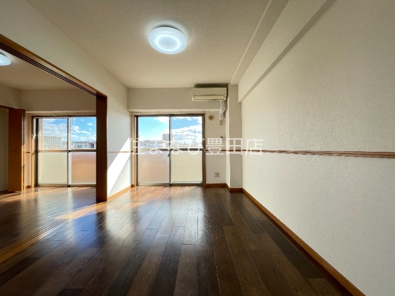 居室・リビング　同型タイプ